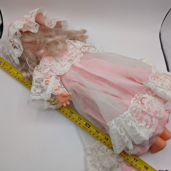 Vintage 1970-80's Regal Canada 18" Sleep Eye Doll Pink Dress Hat Lace Coquette - Picture 3 of 7